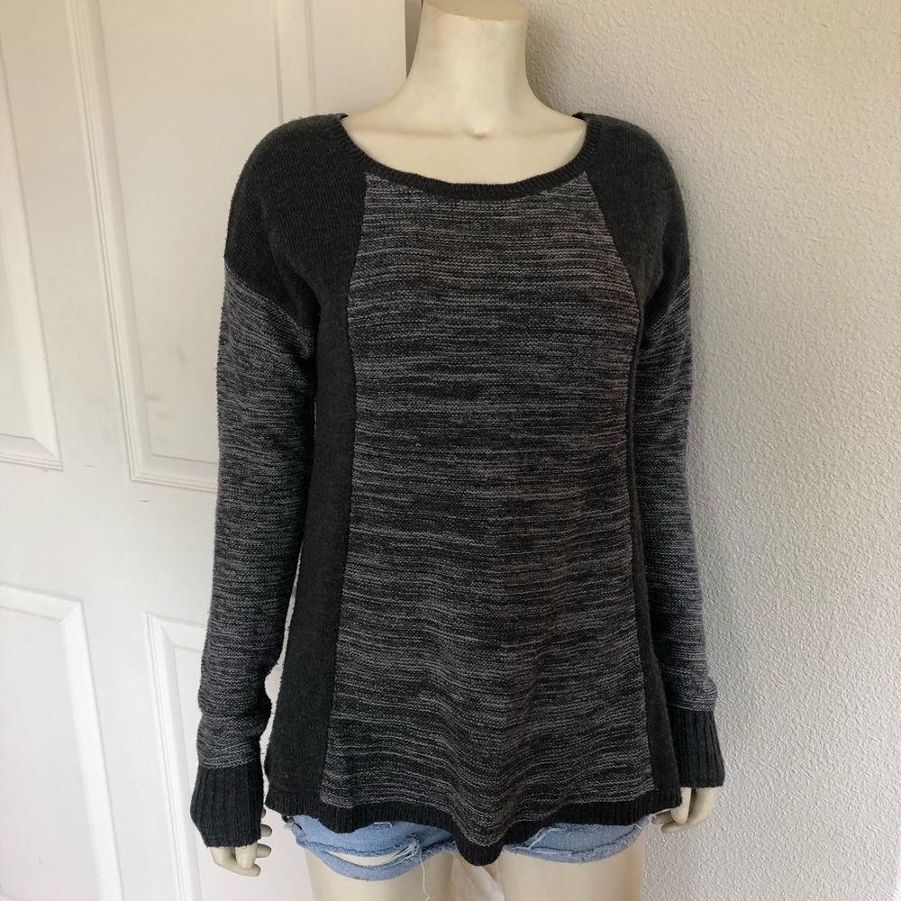 Oversized two tone grey sweater